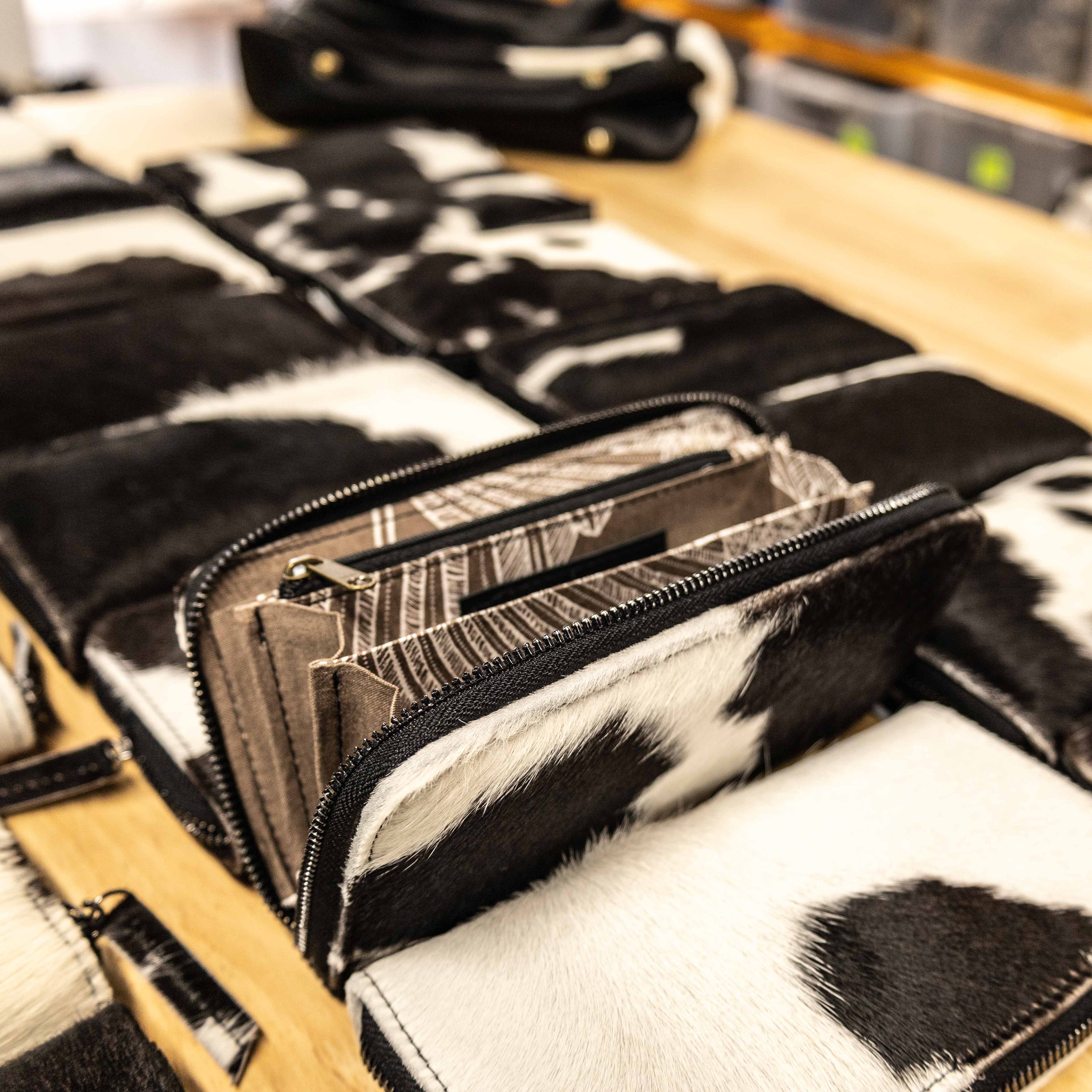 Furmoo Cowhide Wallet