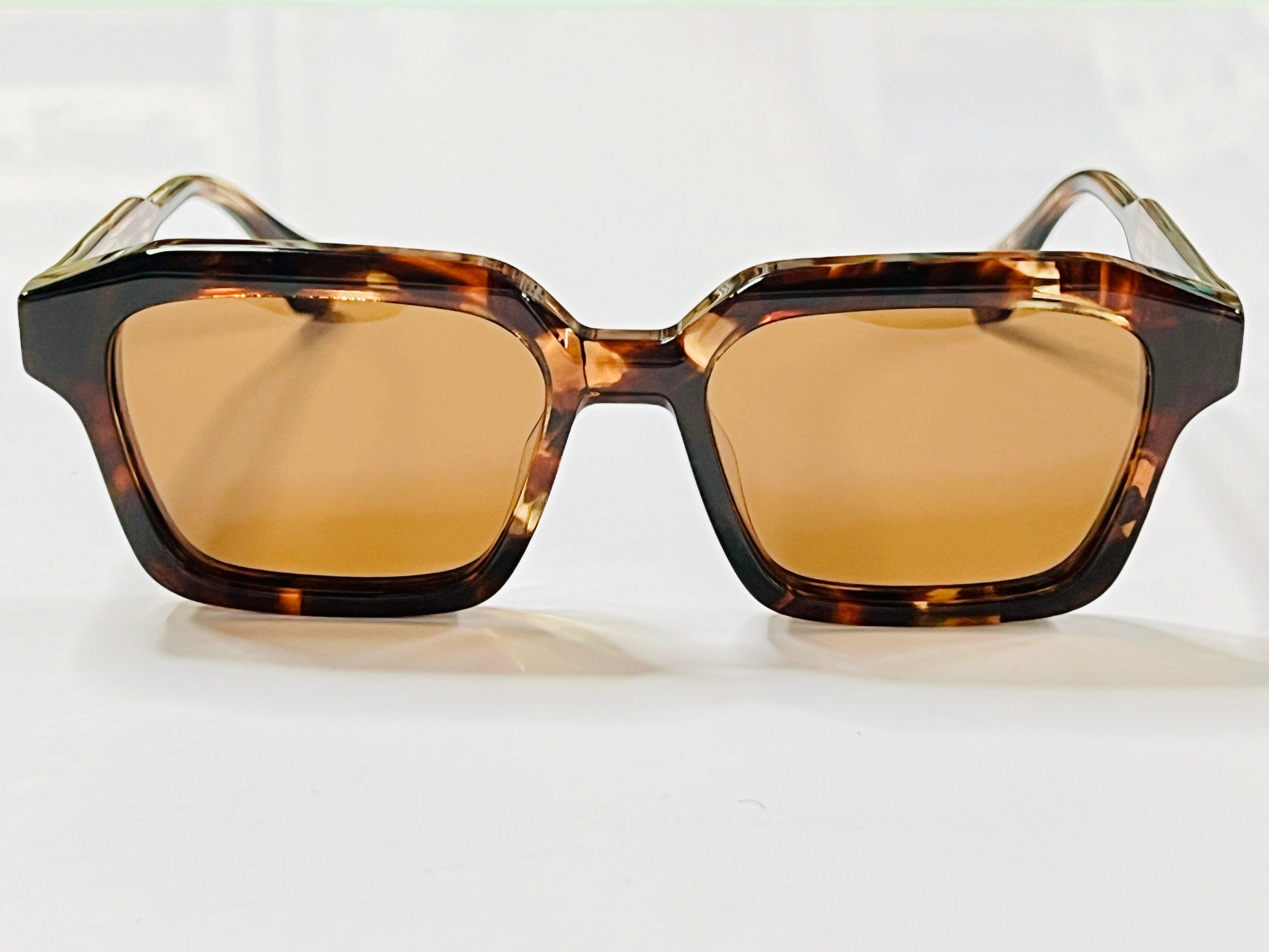 FURMOO Sunglasses