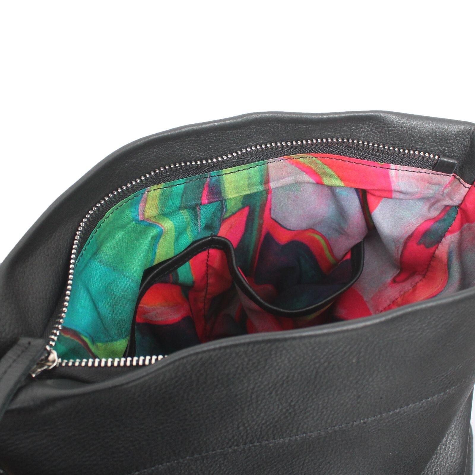 Morphé 3 n 1 leather tote , crossbody and a backpack