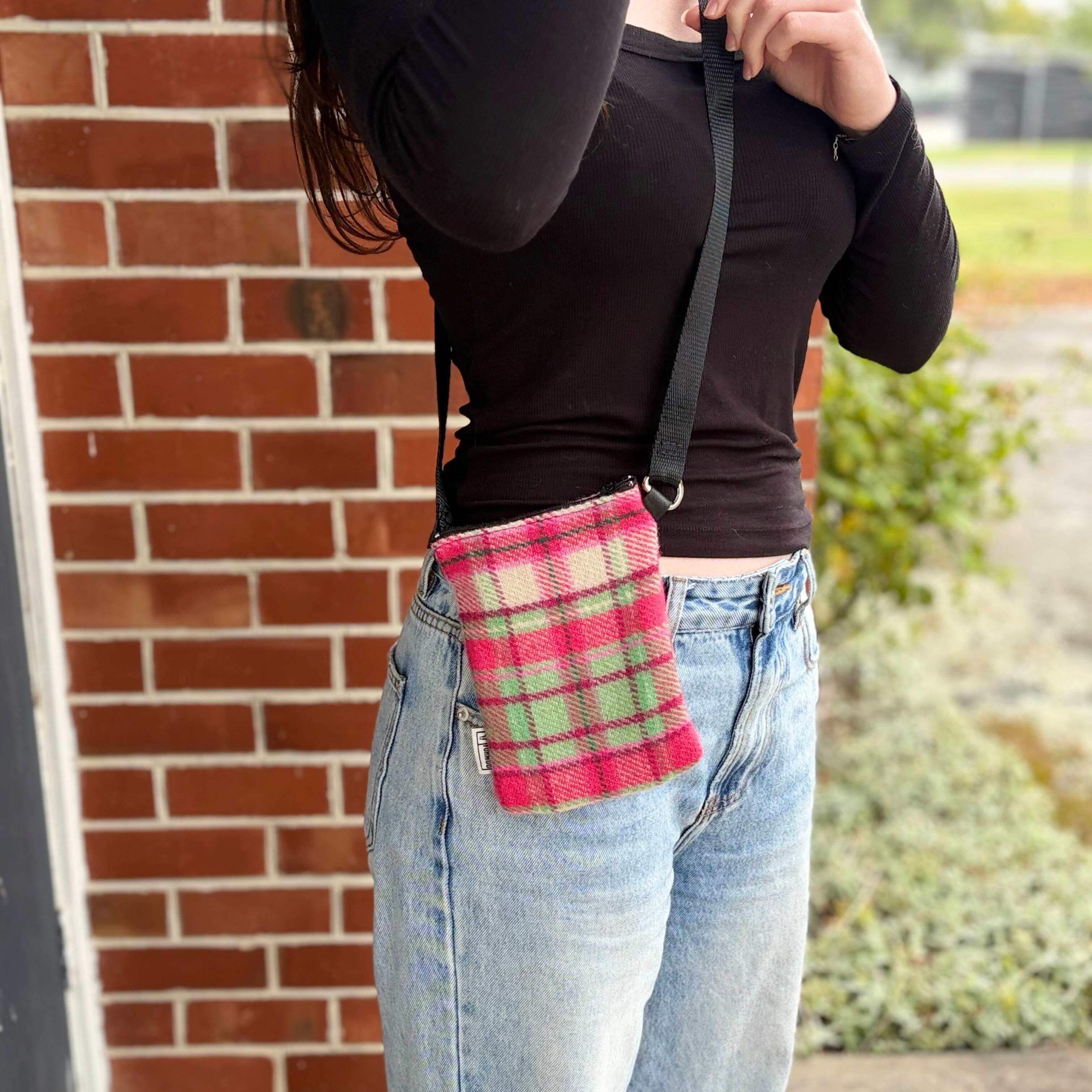 Tartan Fur Get Me Not Phone Bag