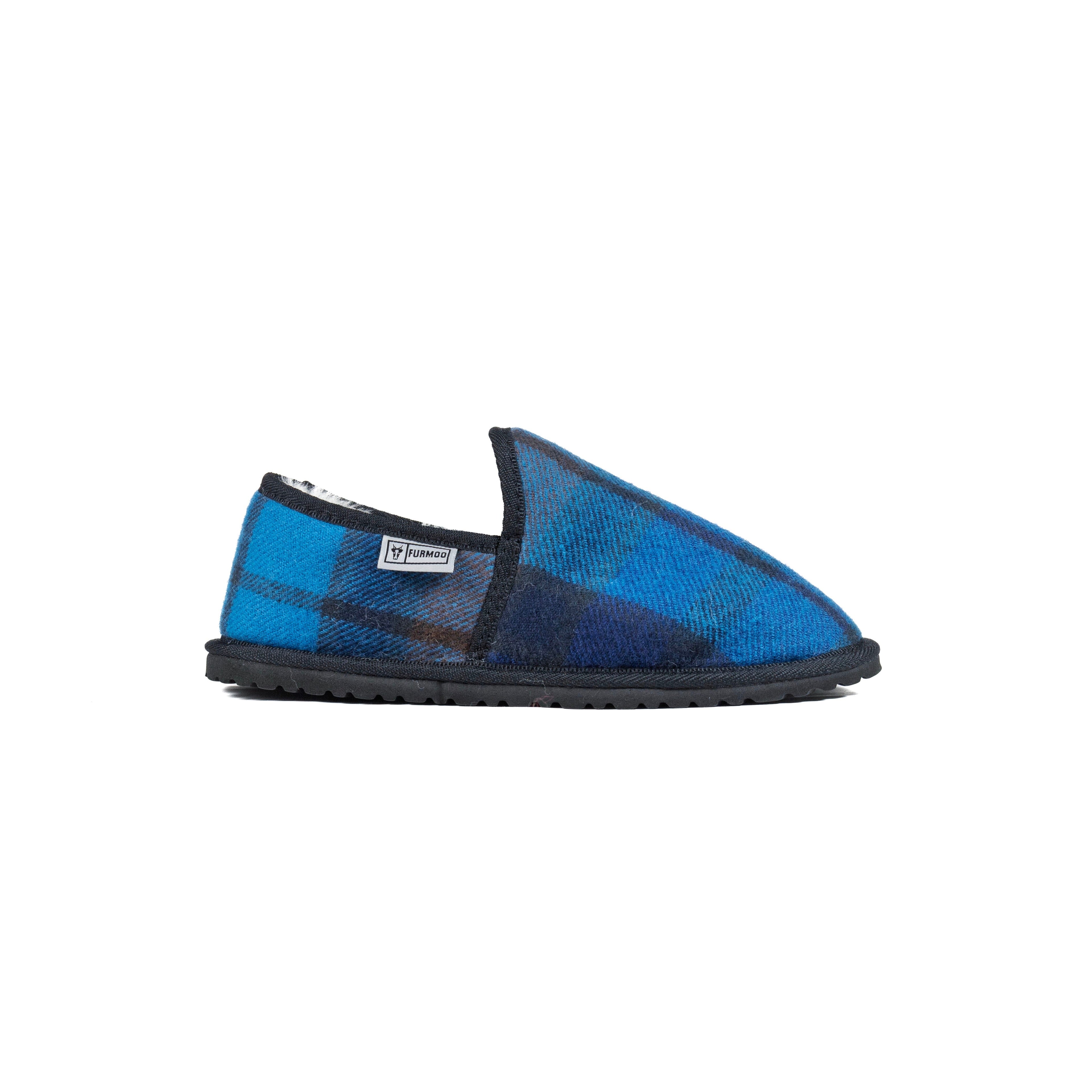 Enclosed Buchanan Blue Tartan Moodle