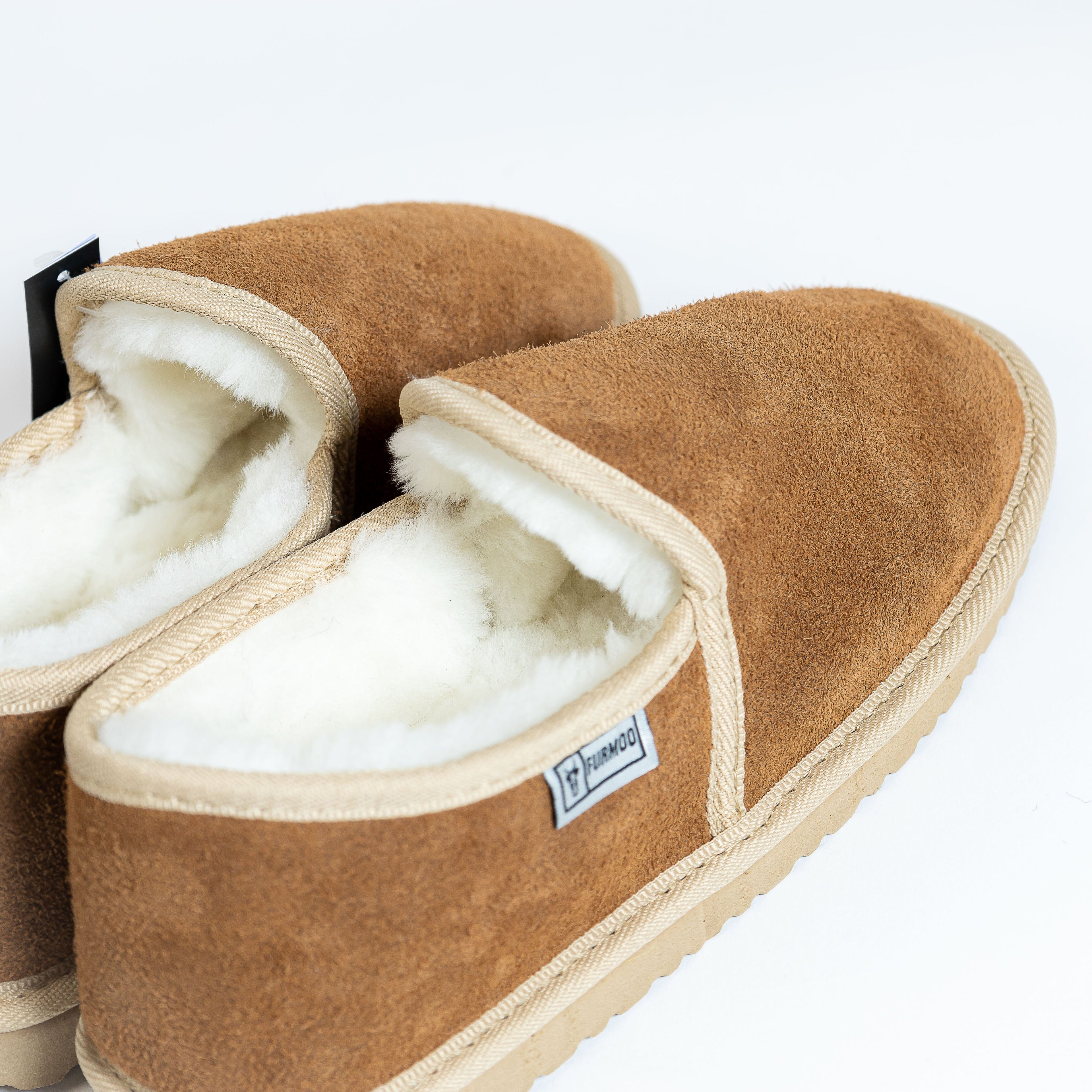 The Suede Enclosed Sheepskin Slipper