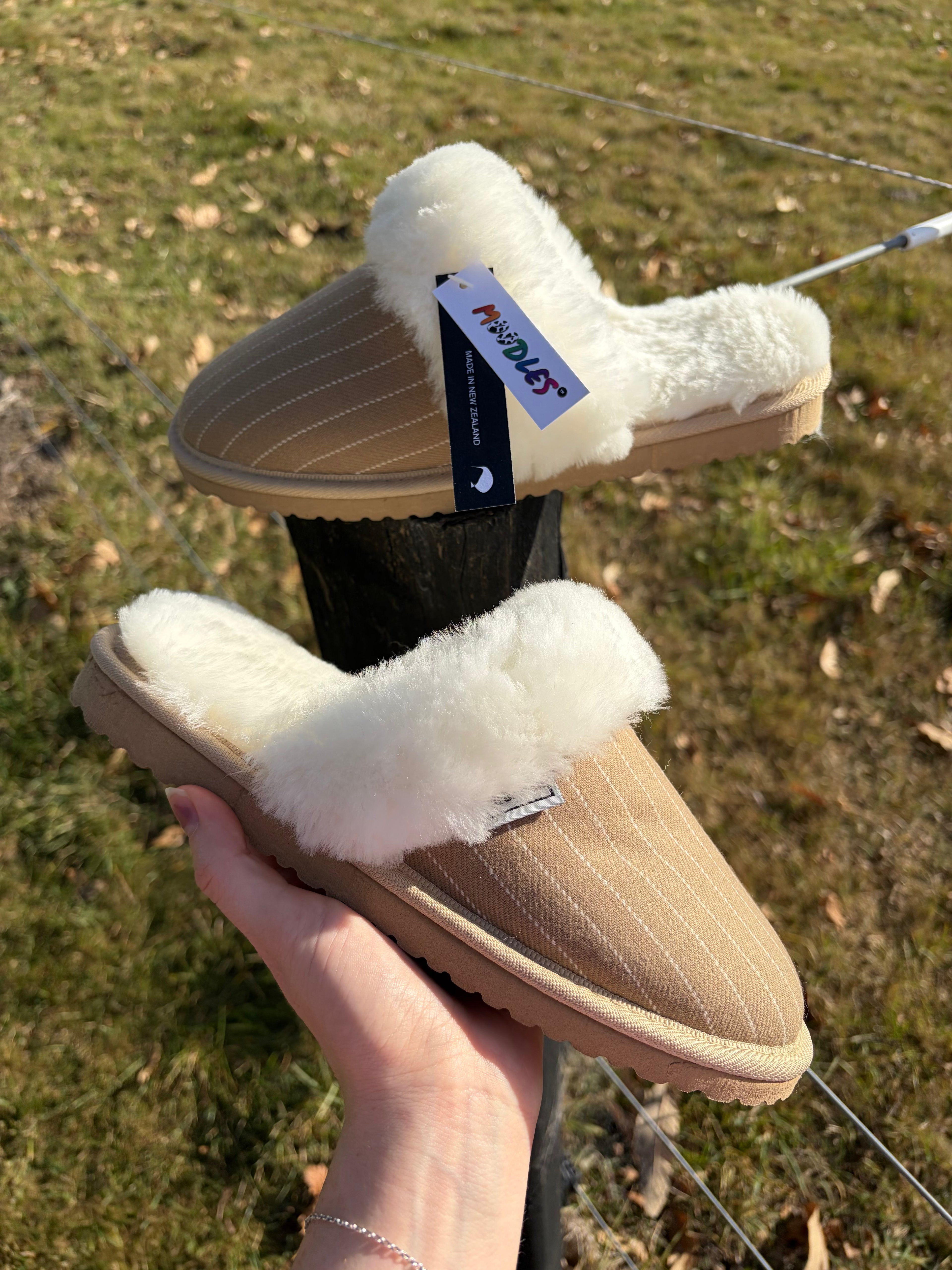 Lounge 101 Sheepskin Slipper