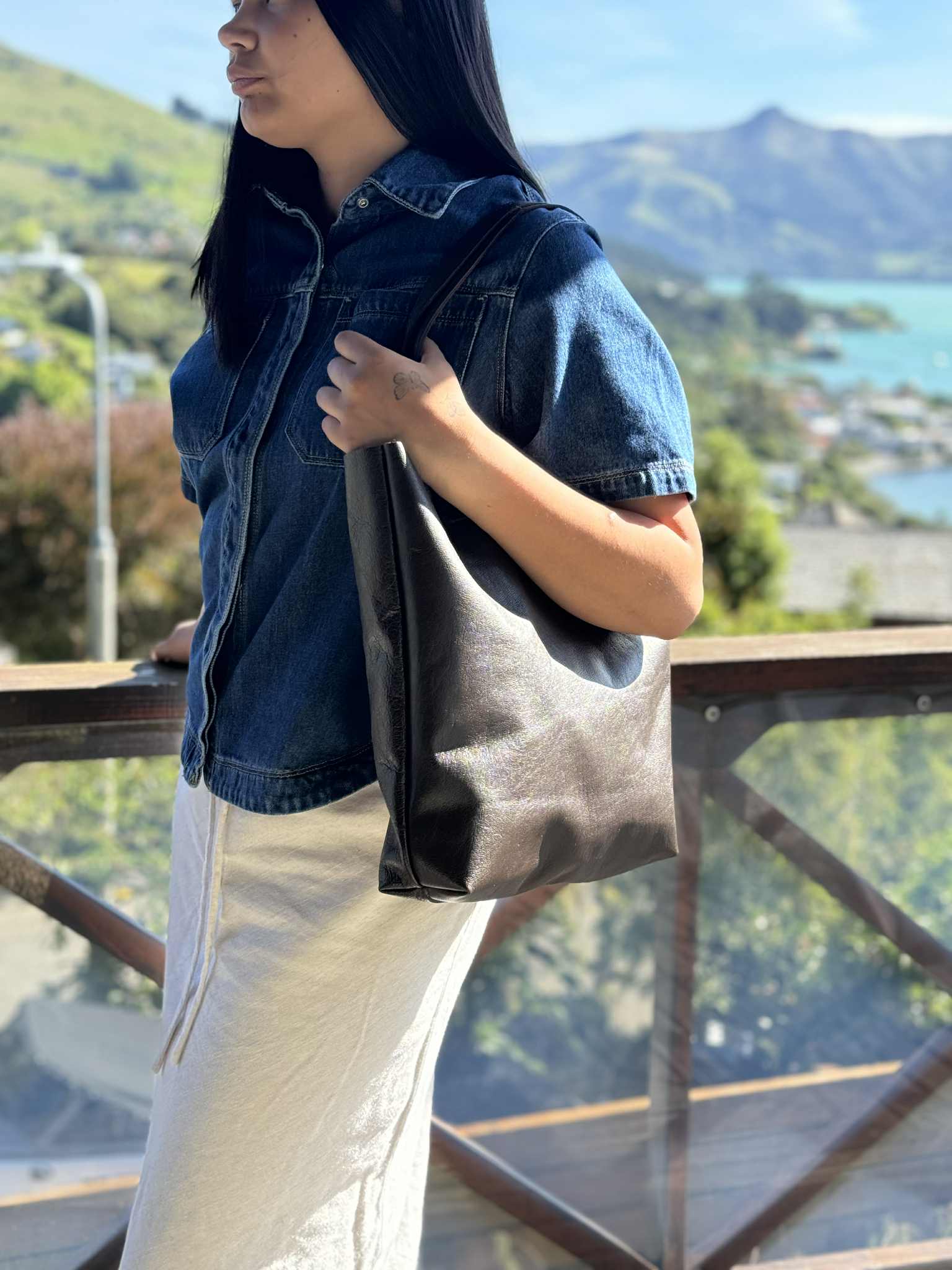 Lynleys Leather Tote