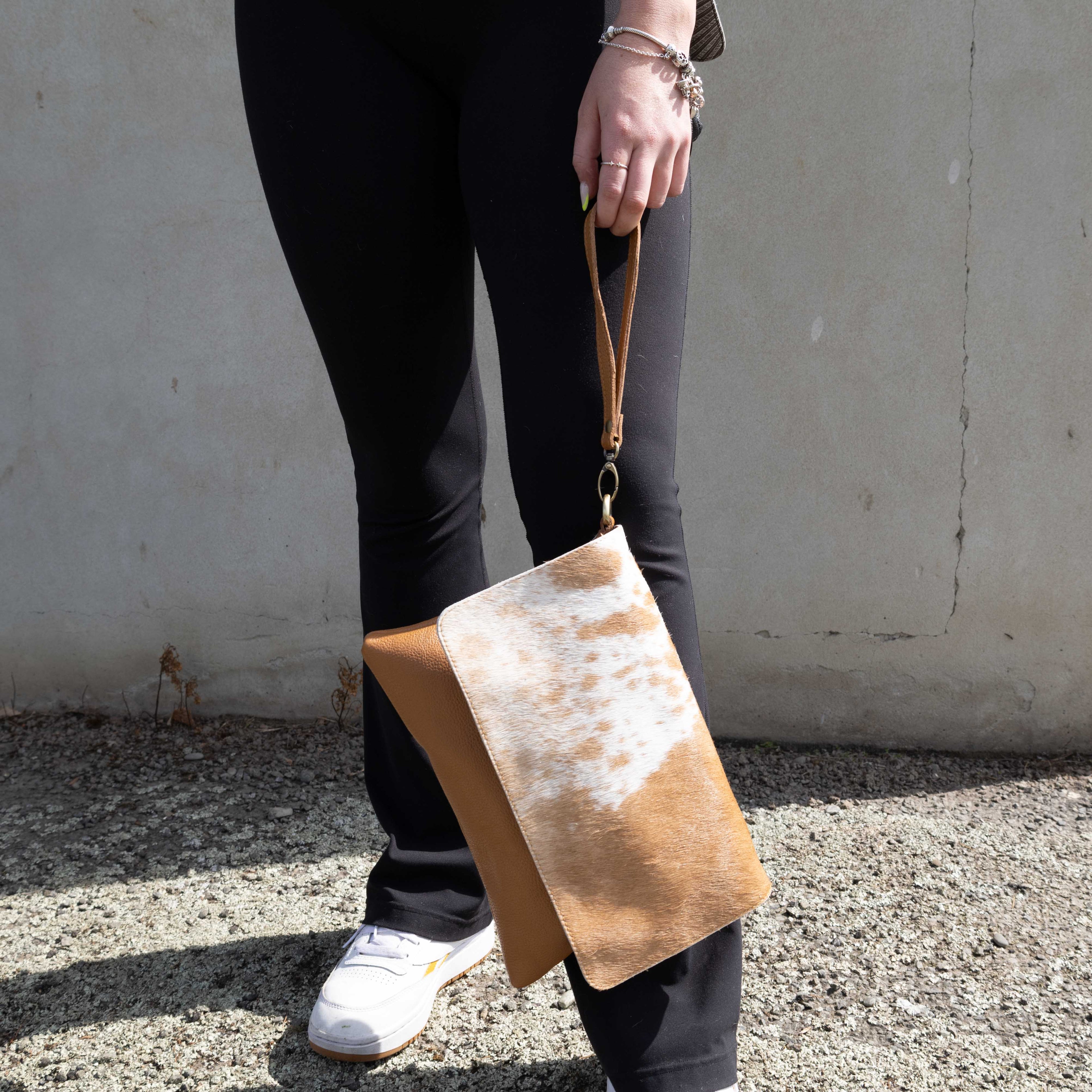 The Riverr Crossbody Handbag