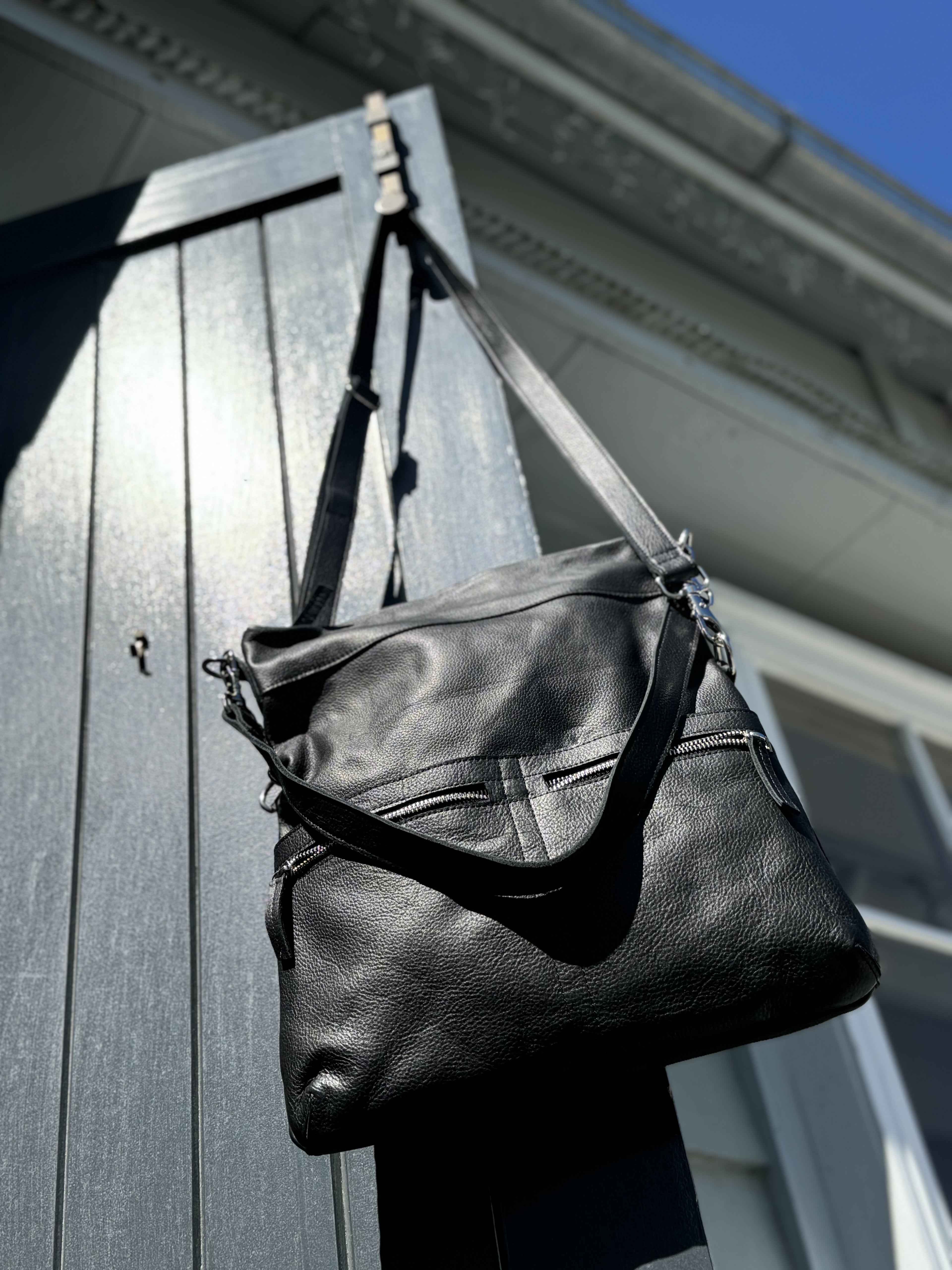 Morphé 3 n 1 leather tote , crossbody and a backpack