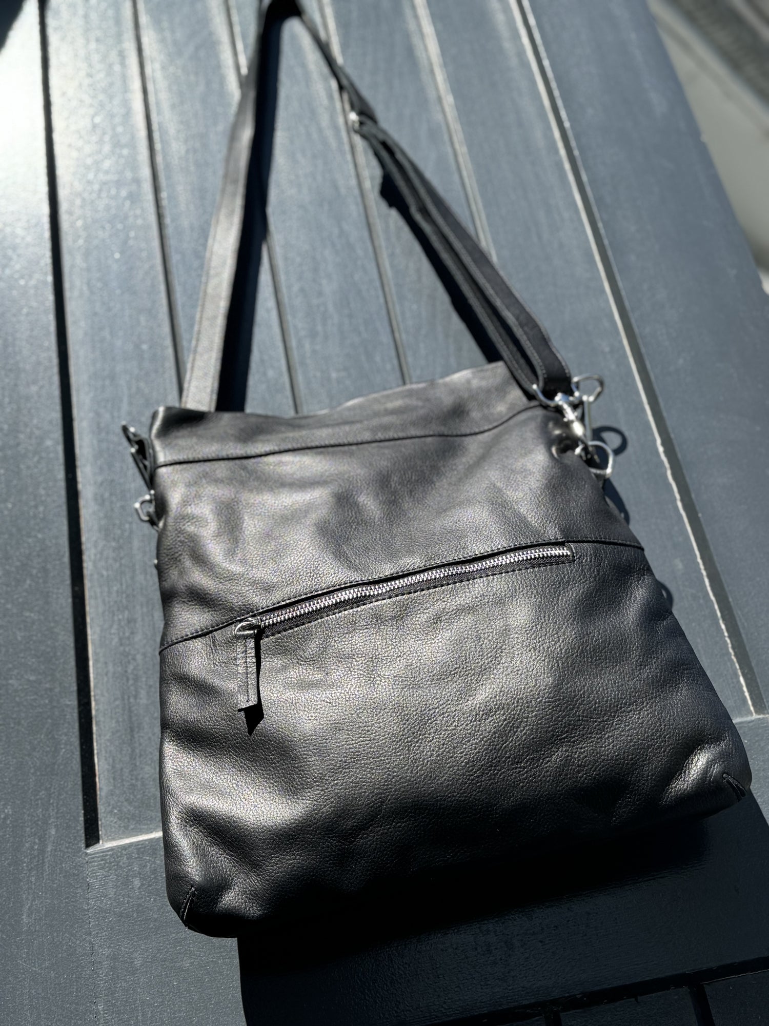 Morphé 3 n 1 leather tote , crossbody and a backpack