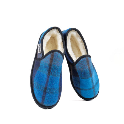 Enclosed Buchanan Blue Tartan Moodle
