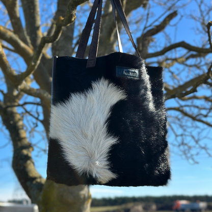 Lynleys Leather Tote