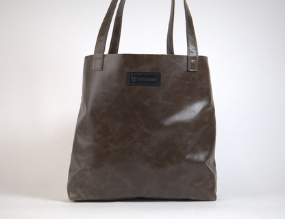 Lynleys Leather Tote