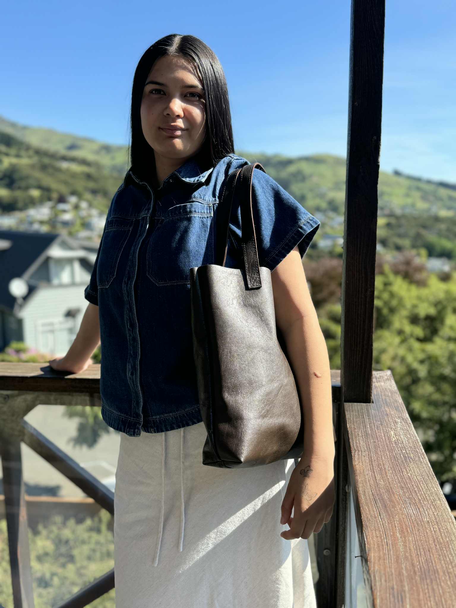 Lynleys Leather Tote