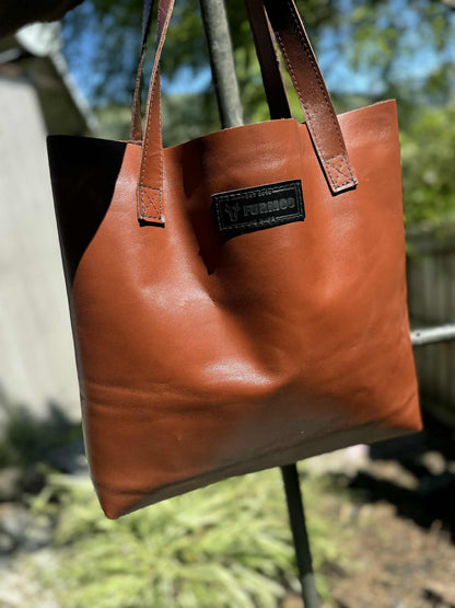 Lynleys Leather Tote